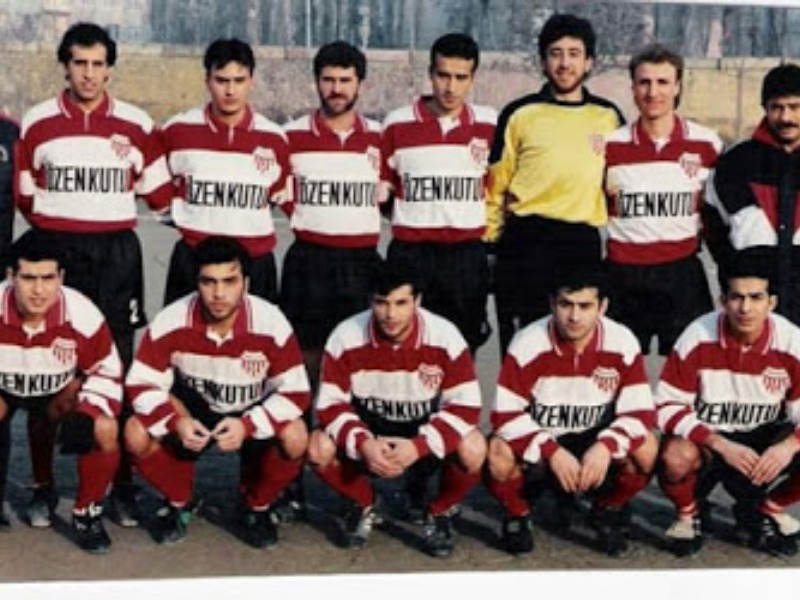  Talihsiz serüvenler dizisi Küçükpazarspor'un terfi maçları
